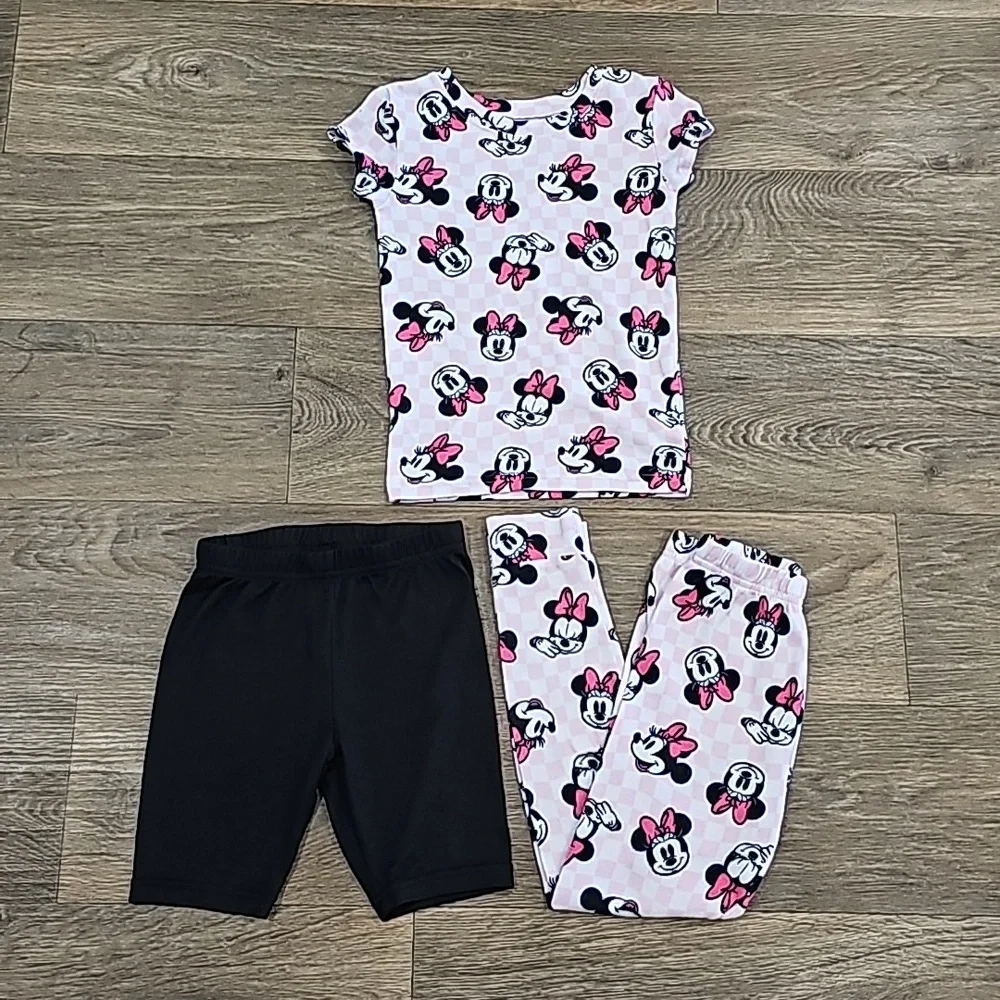 Disney Minnie Mouse girls size 6  three piece pajamas